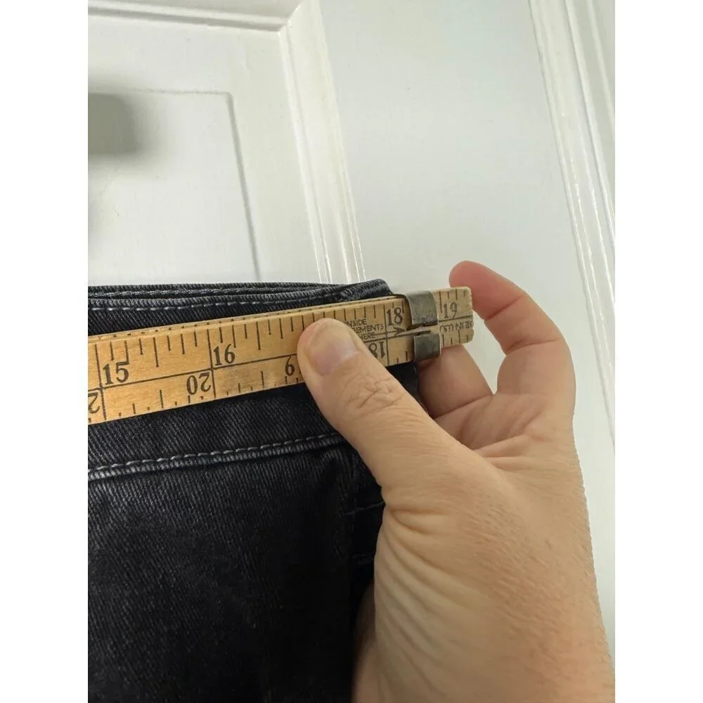 True Religion Men's Ricky Relaxed Straight Jeans Black Demin Size 36W x 29.5L
